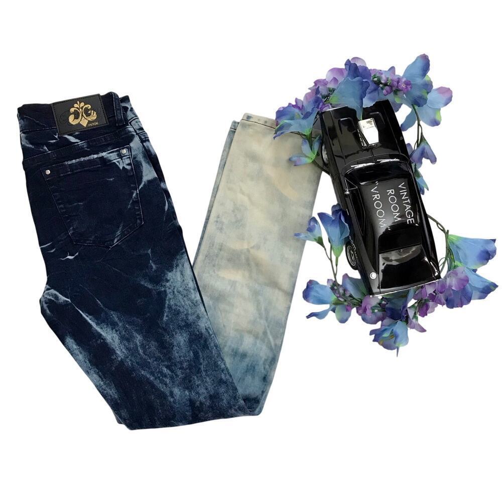 Dereon NWOT Distressed Ombre Skinny Jeans Juniors/Women 5/6